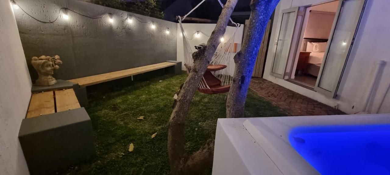 Sunshowers Plett プレッテンバーグ・ベイ エクステリア 写真